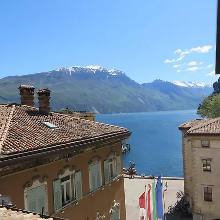 Apartment Al Lago *