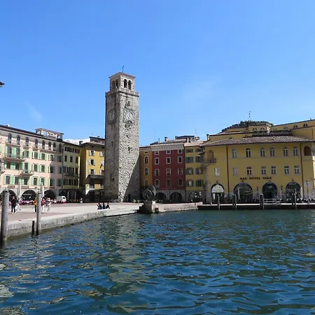 Al Lago Riva del Garda
